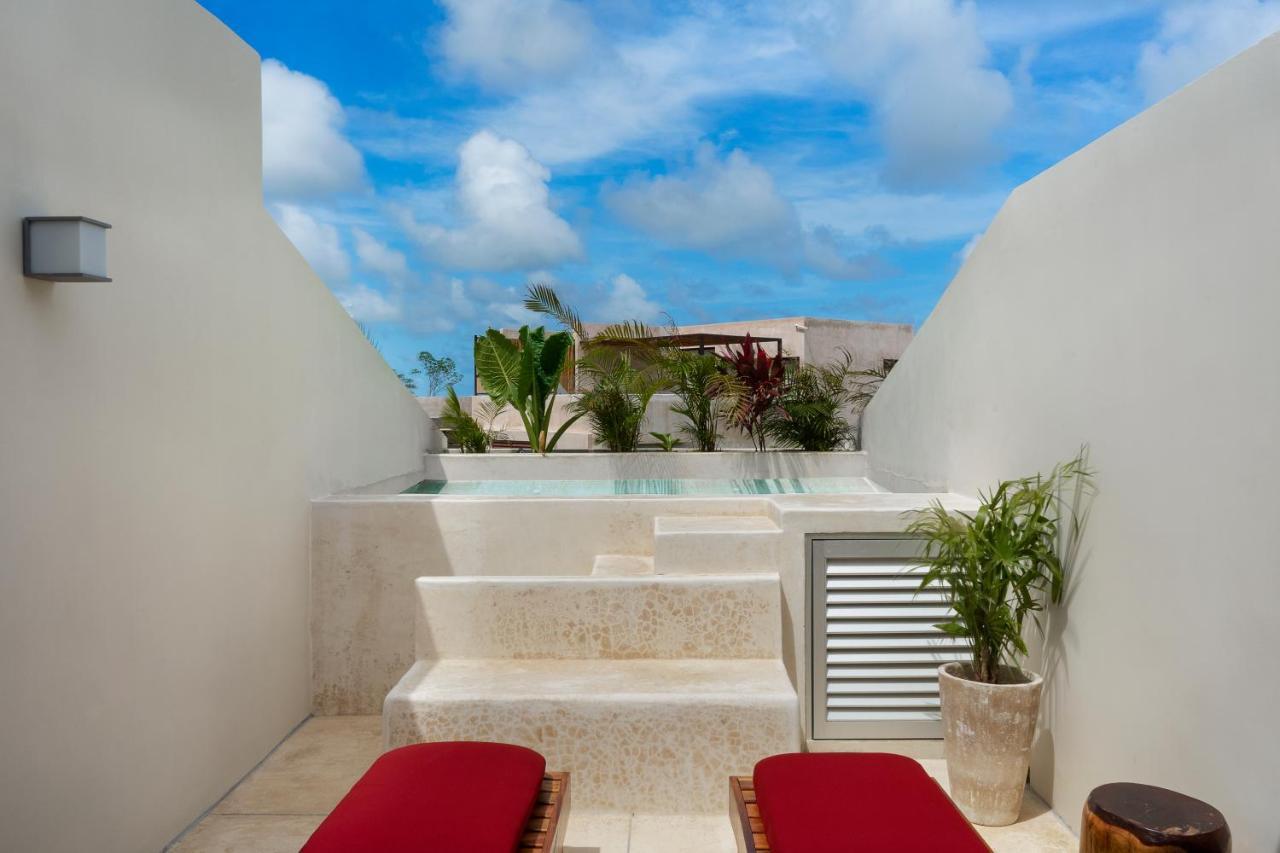 Private Pool And Roof Top For 3 In La Veleta 툴룸 외부 사진